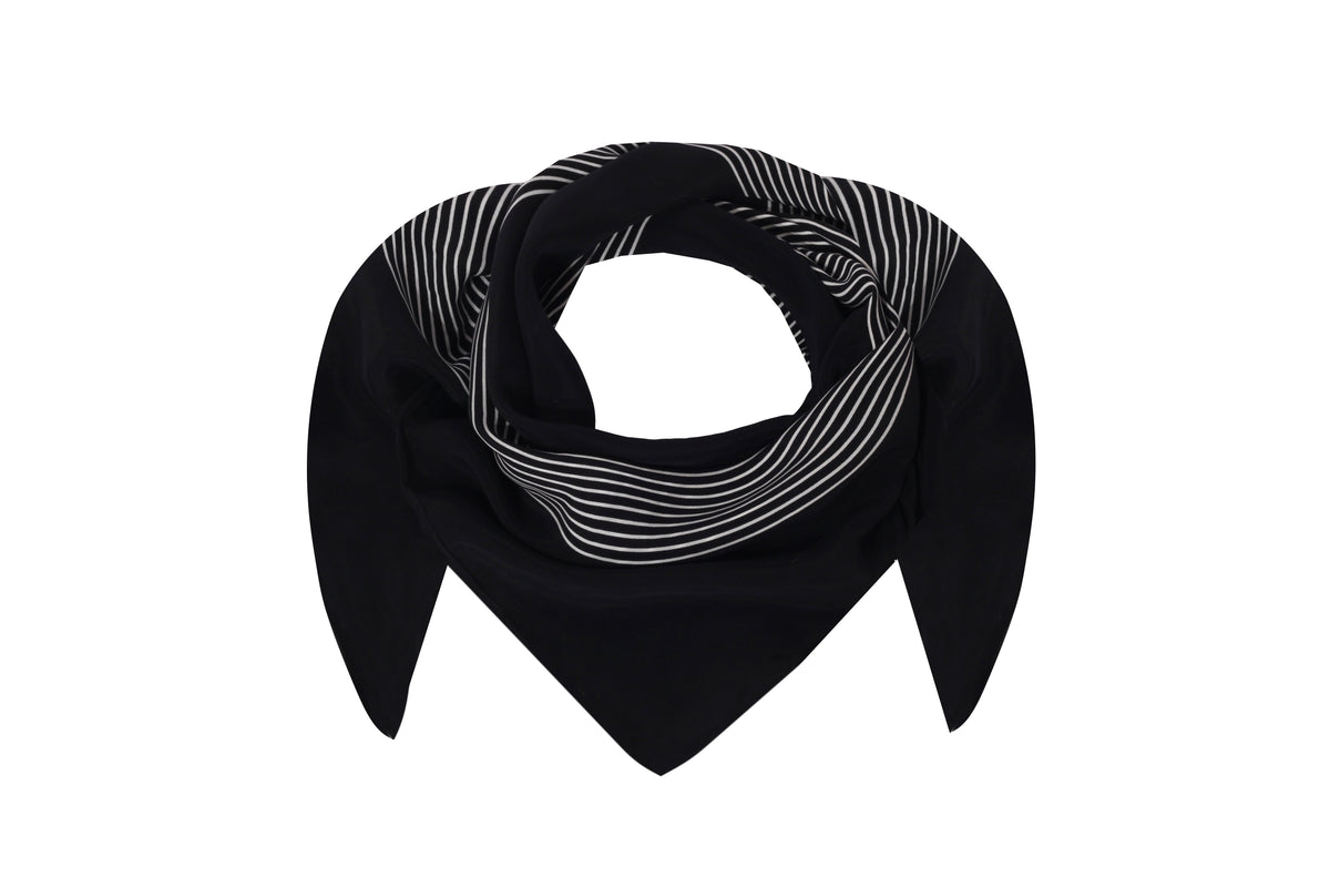 Leon Scarf/Pareo