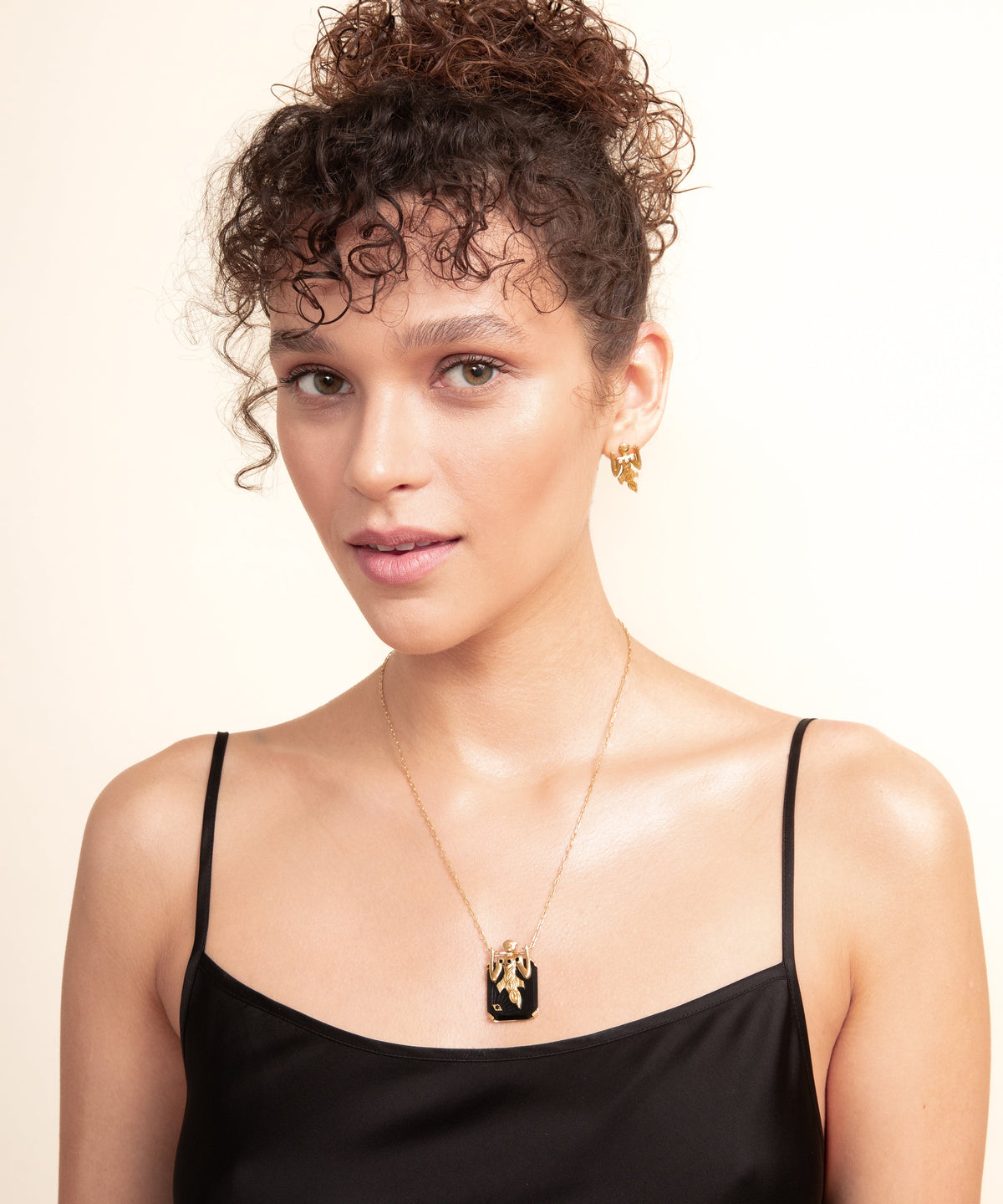 Birdman Onyx Gold Necklace - 5
