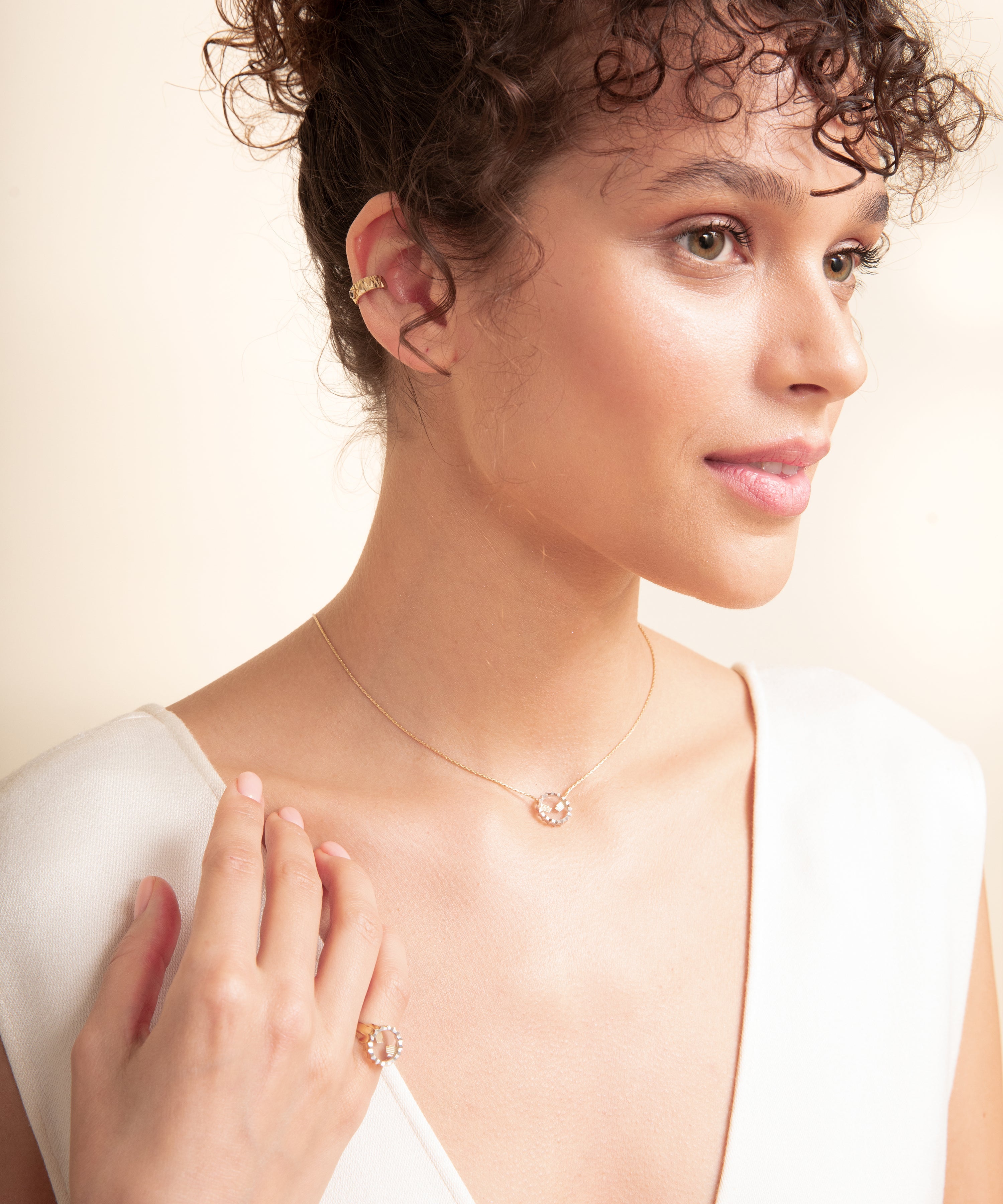Hands Gold Necklace - 3
