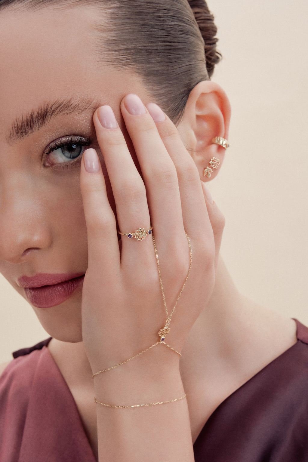 Adel Amethyst Gold Finger Bracelet - 4