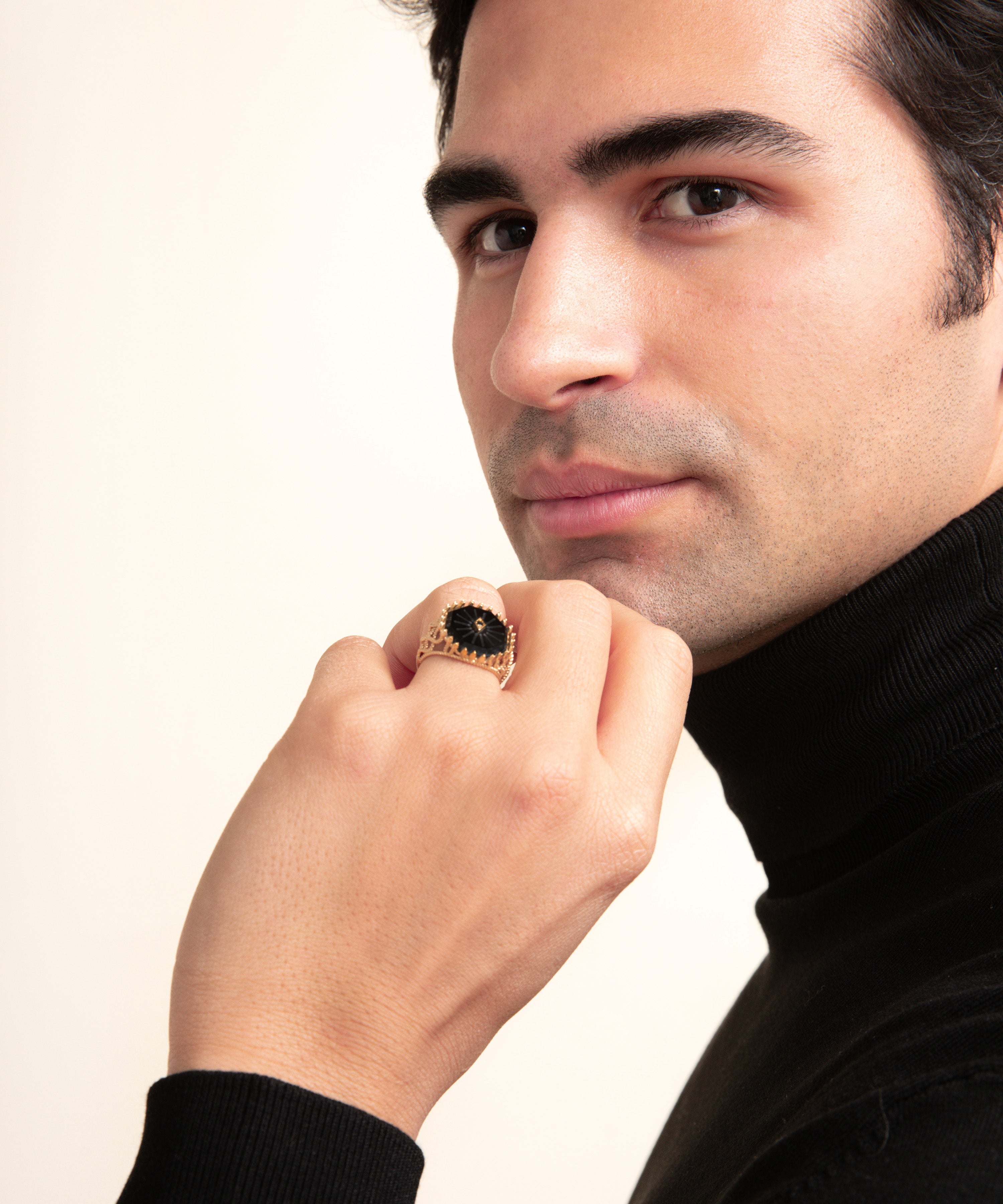 Serpent Onyx Filigree Gold Ring - 6