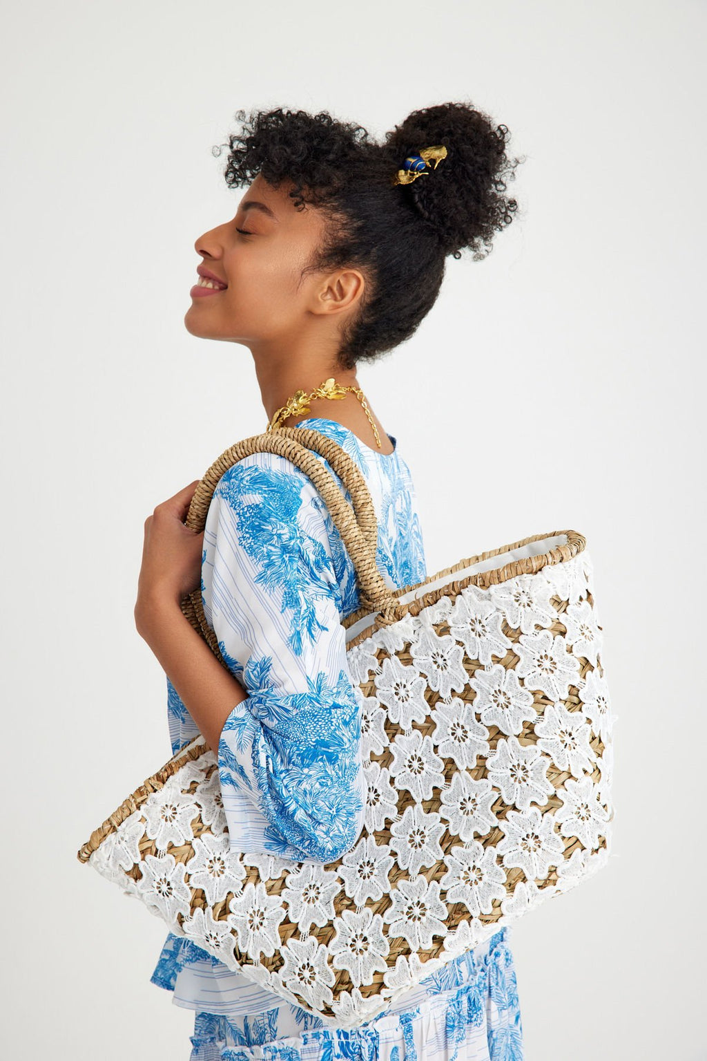Floral Lace Straw Bag