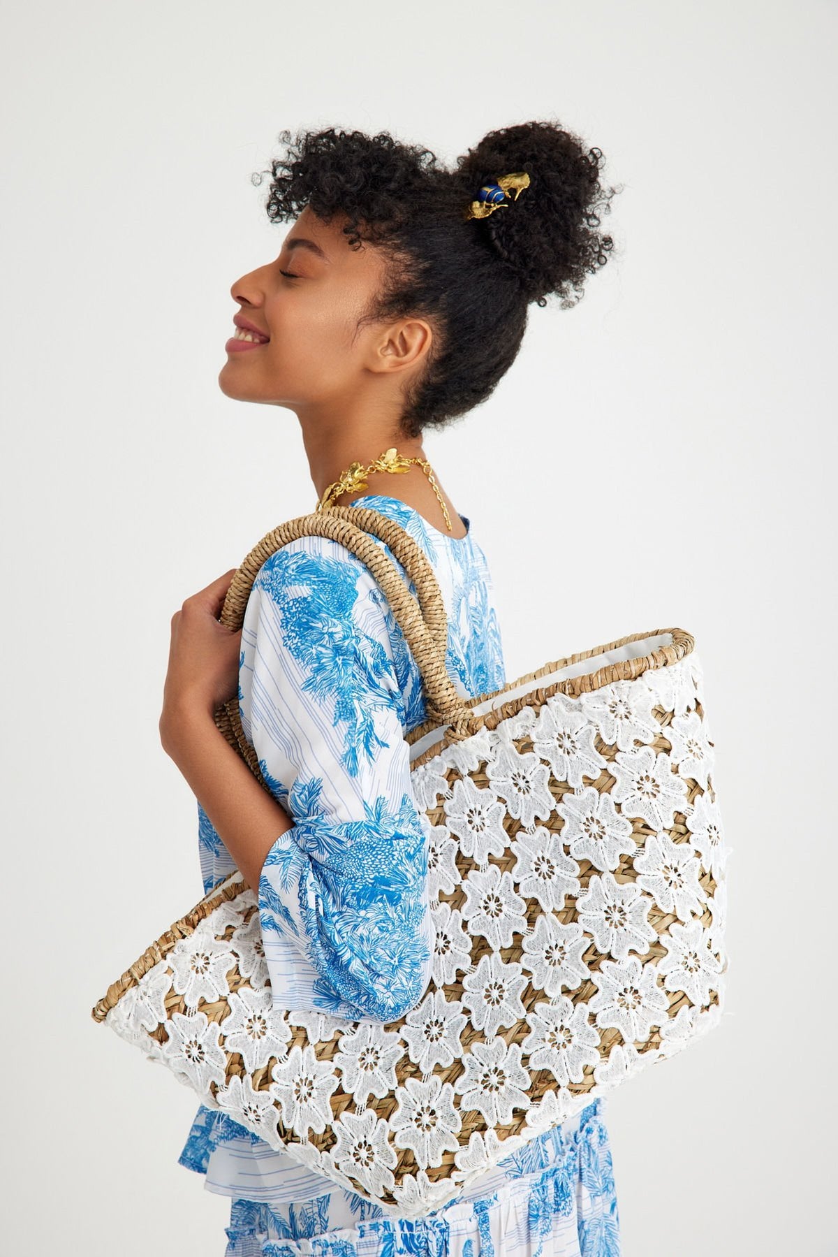 Floral Lace Straw Bag