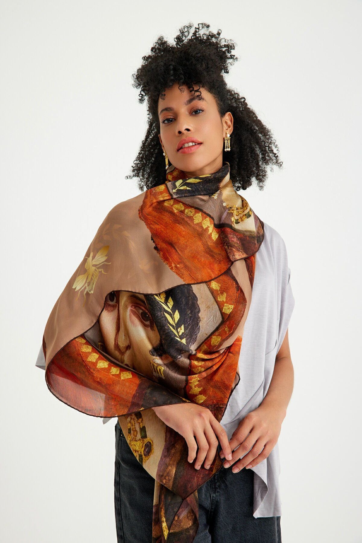Isadora Dreams Scarf / Scarf - 140 X 140 Cm