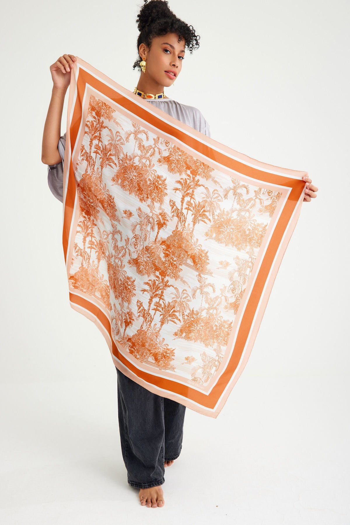 Toile de Jouy Orange Bloom - 105 X 105 Cm Silk Scarf