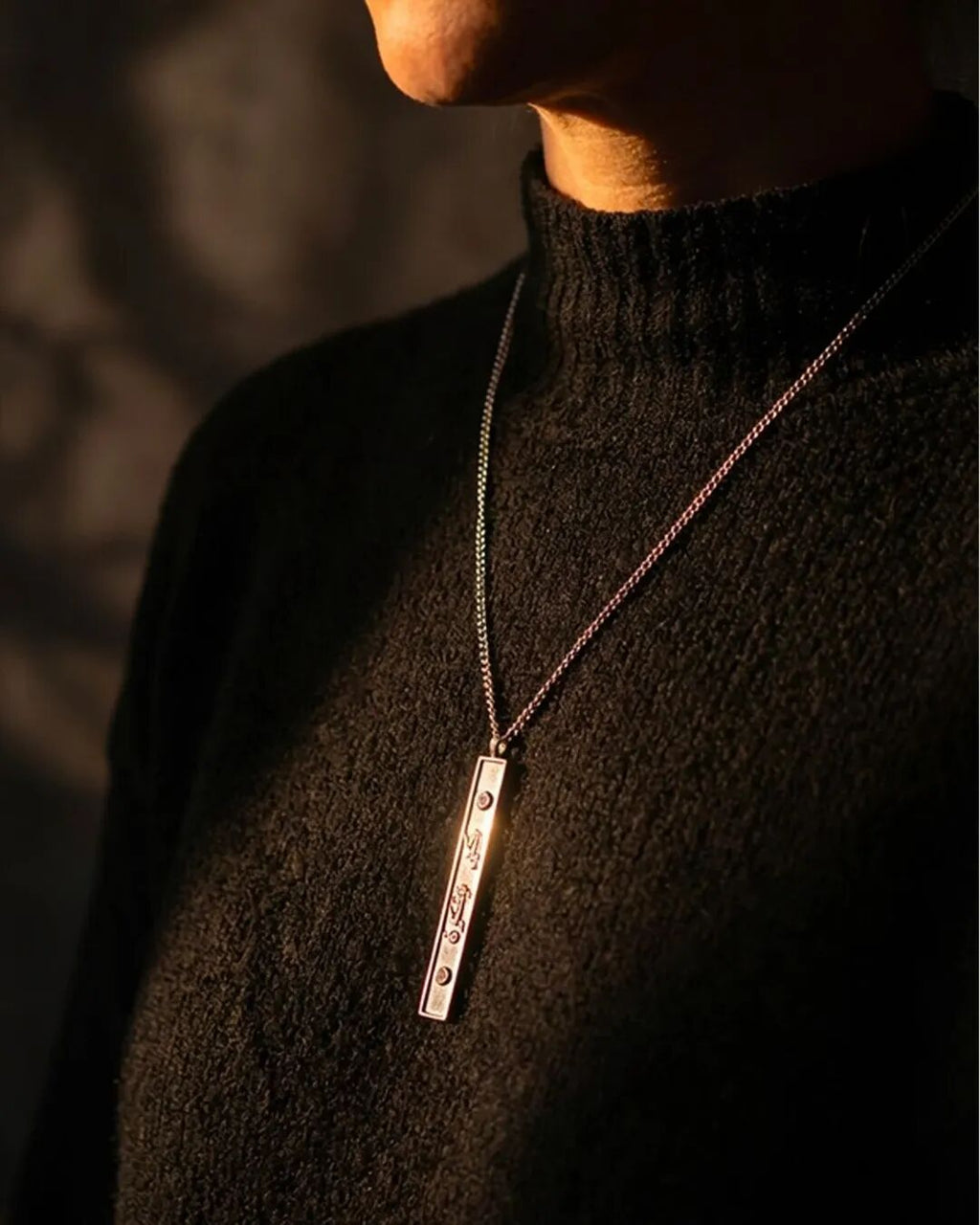Kun Fe Ye Kun Silver Necklace