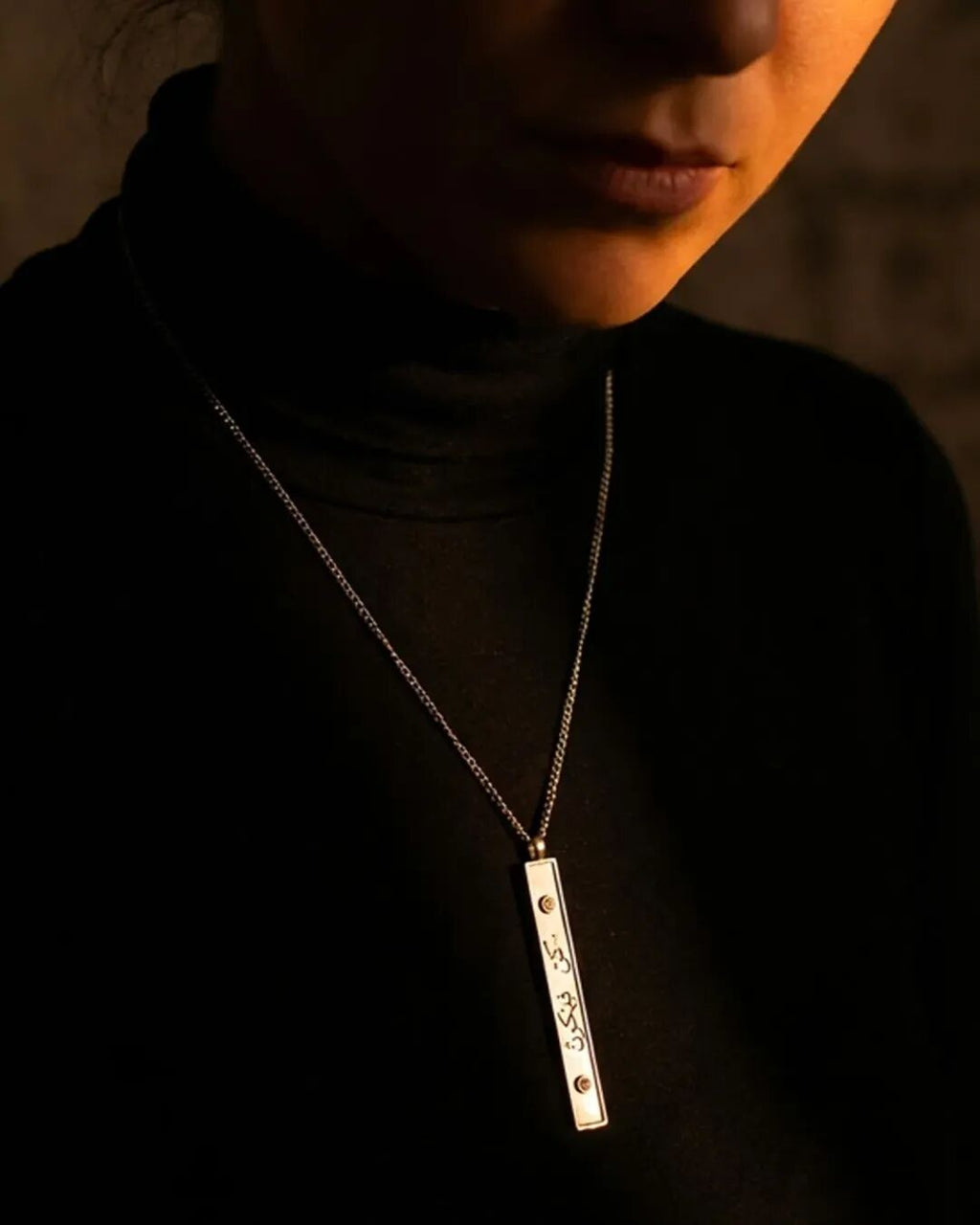 Kun Fe Ye Kun Silver Necklace