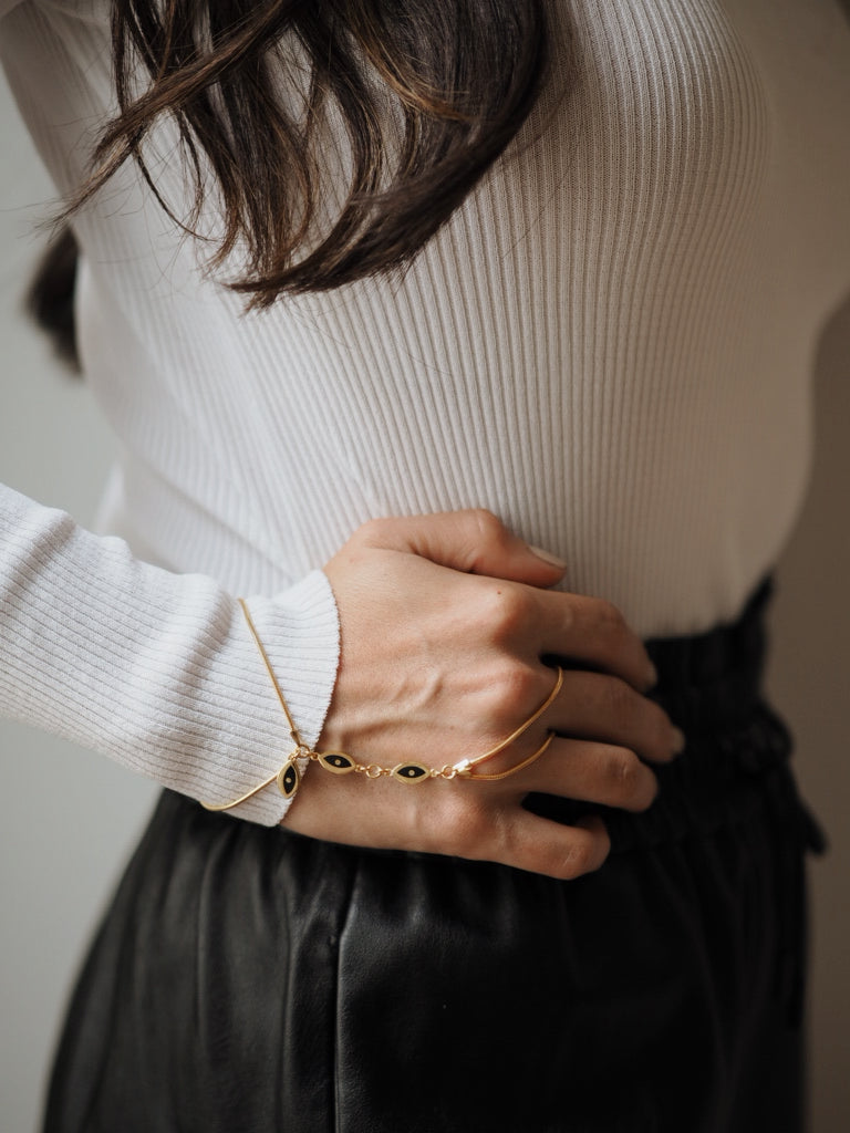 Eye Finger Bracelet G