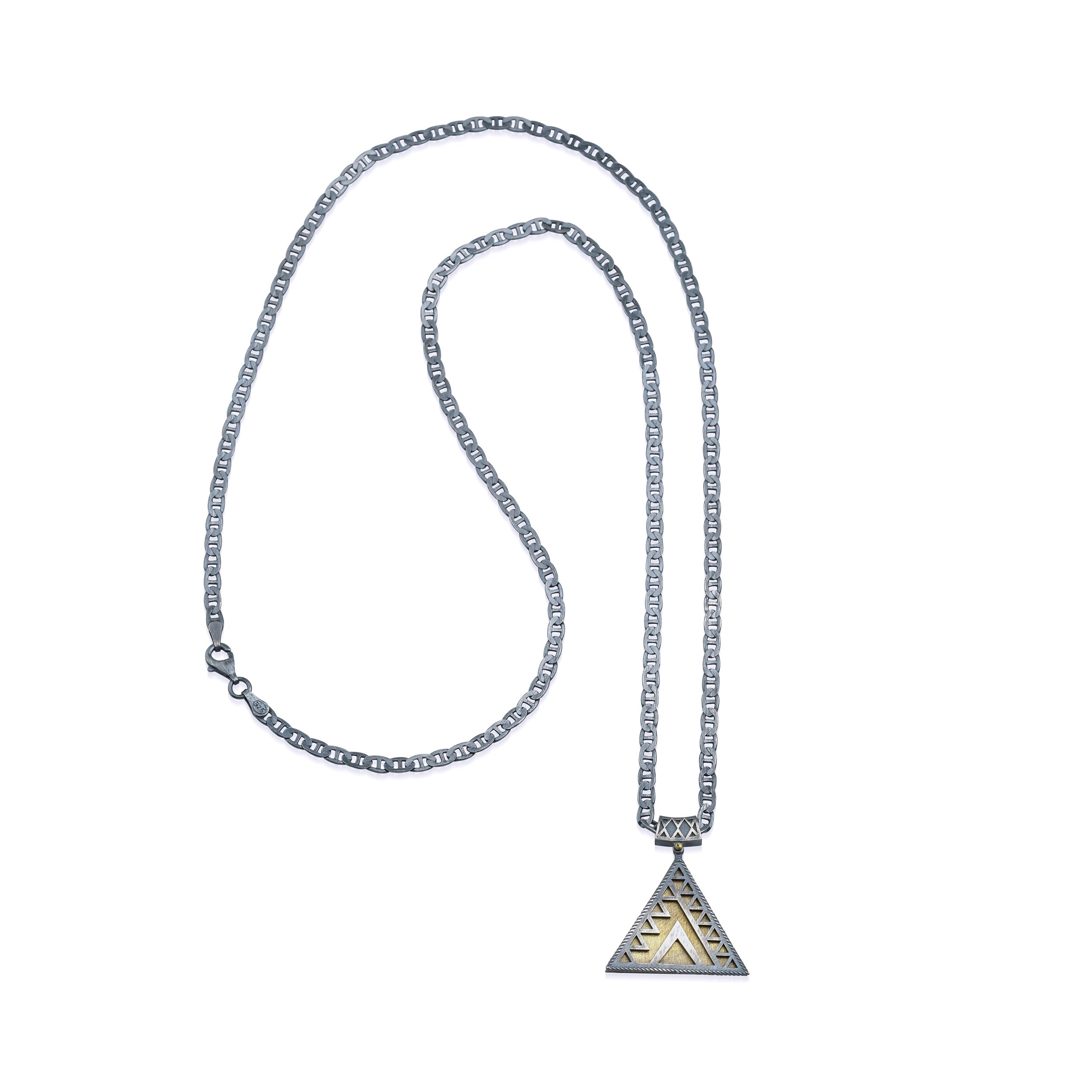 Anu 三角形鏈項鍊